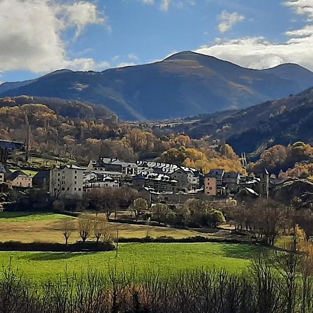 Bonic I Acollidor Triplex Amb Vistes Appartamento Bohí Esterno foto