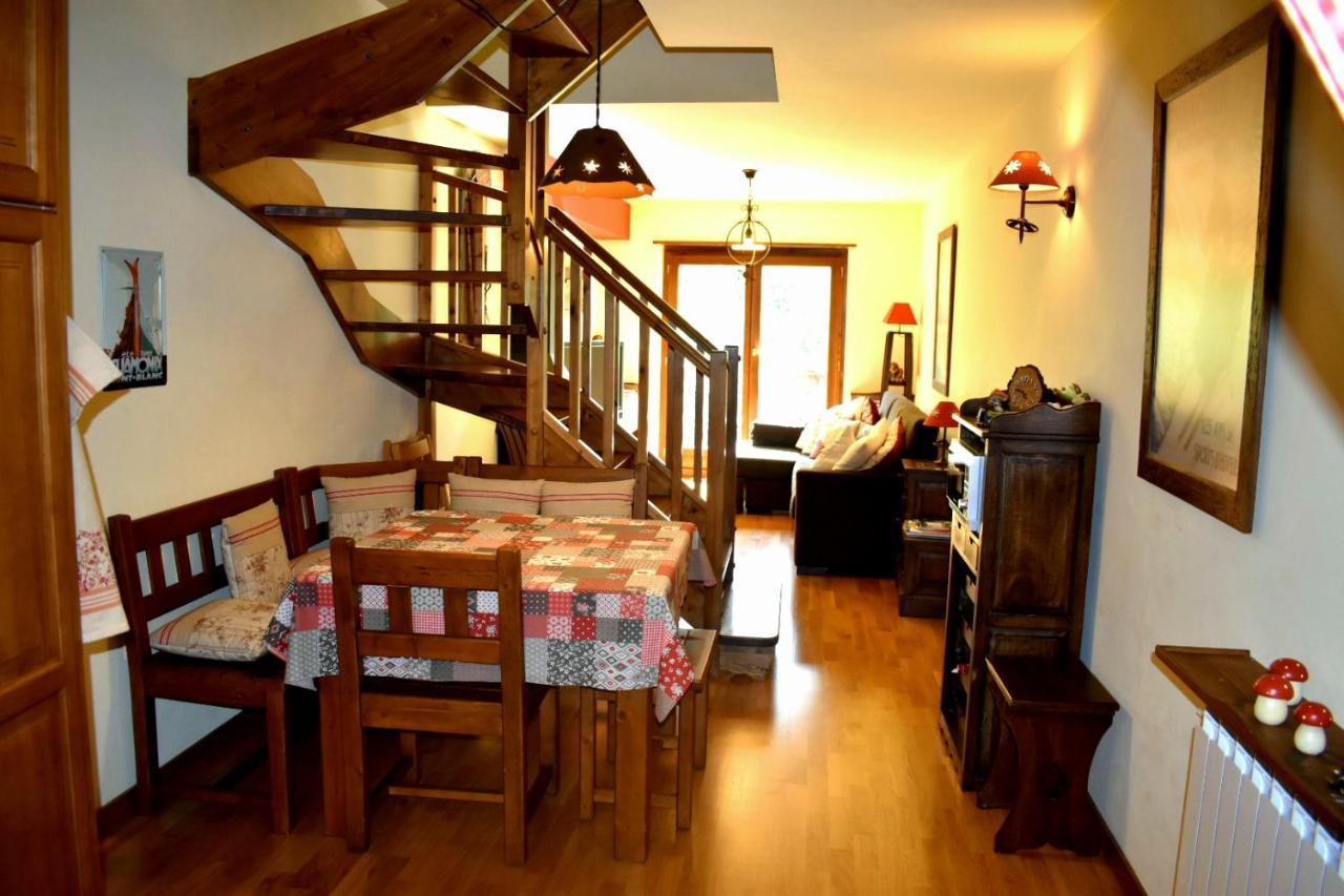 Bonic I Acollidor Triplex Amb Vistes Appartamento Bohí Esterno foto