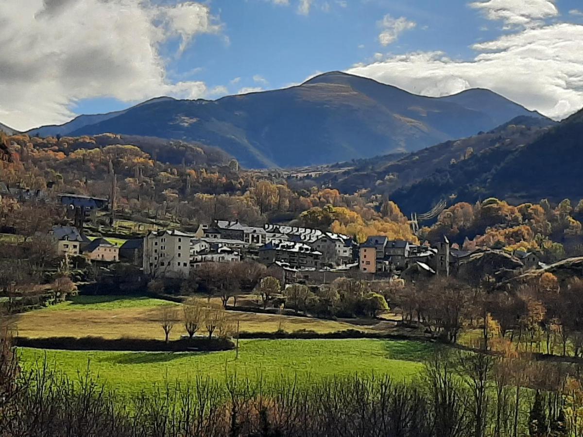 Bonic I Acollidor Triplex Amb Vistes Appartamento Bohí Esterno foto